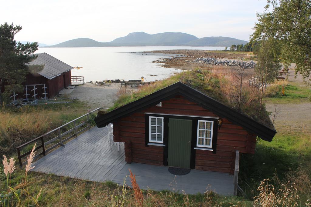 Ulvsvag Gjestgiveri Og Fjordcamping As Hotell Rum bild