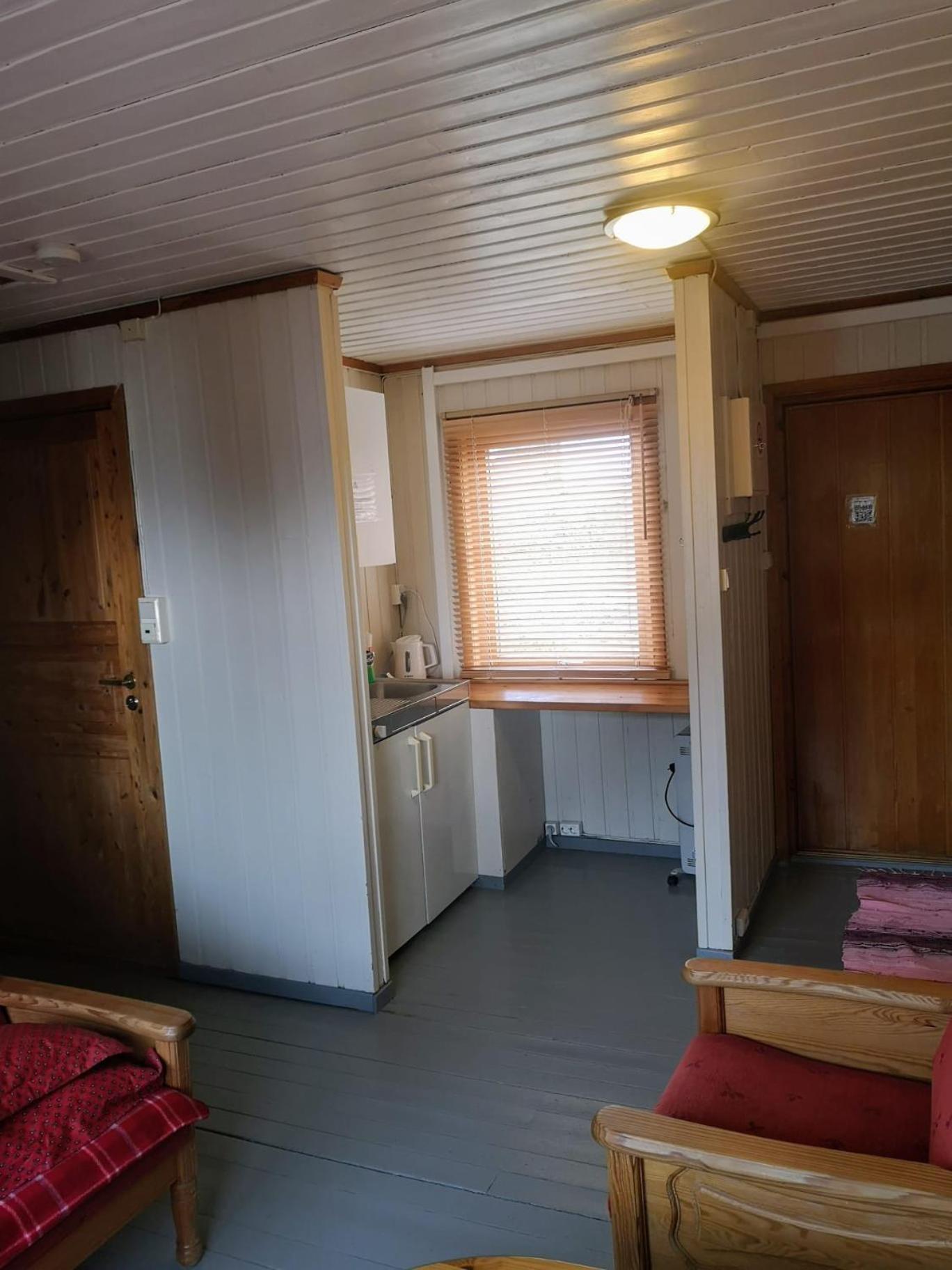 Ulvsvag Gjestgiveri Og Fjordcamping As Exteriör bild